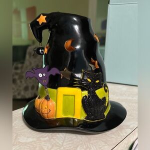 Halloween Witch Hat Decor with Cat and Pumpkin.